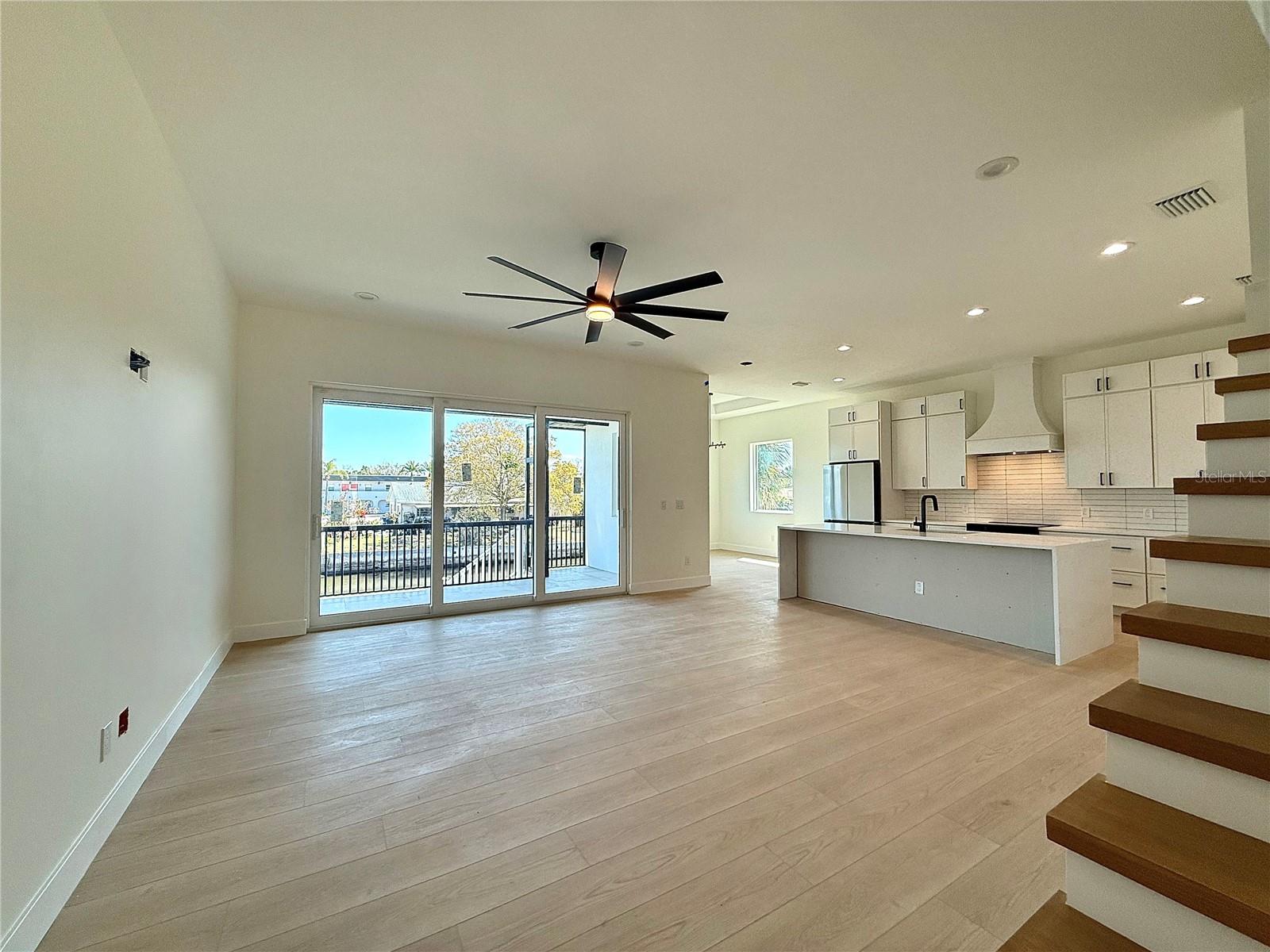 WEST PORT SUB - Residential