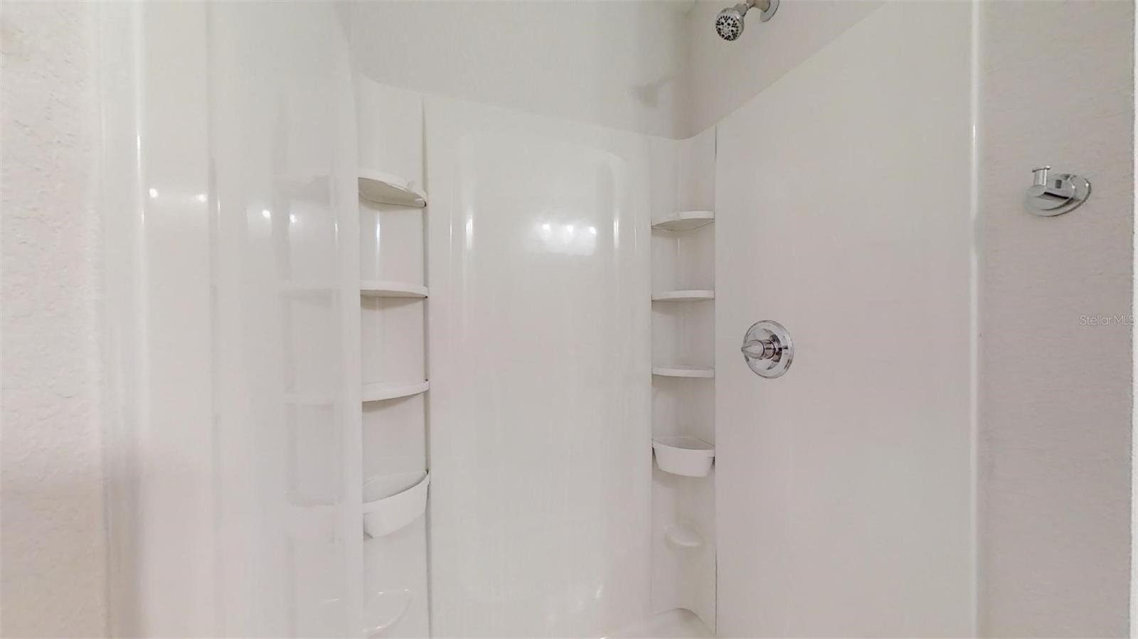 RAINBOW LAKES ESTATES - Residential