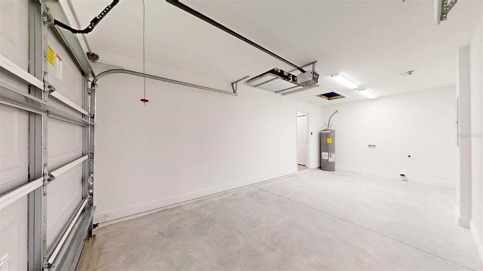 RAINBOW LAKES ESTATES - Residential