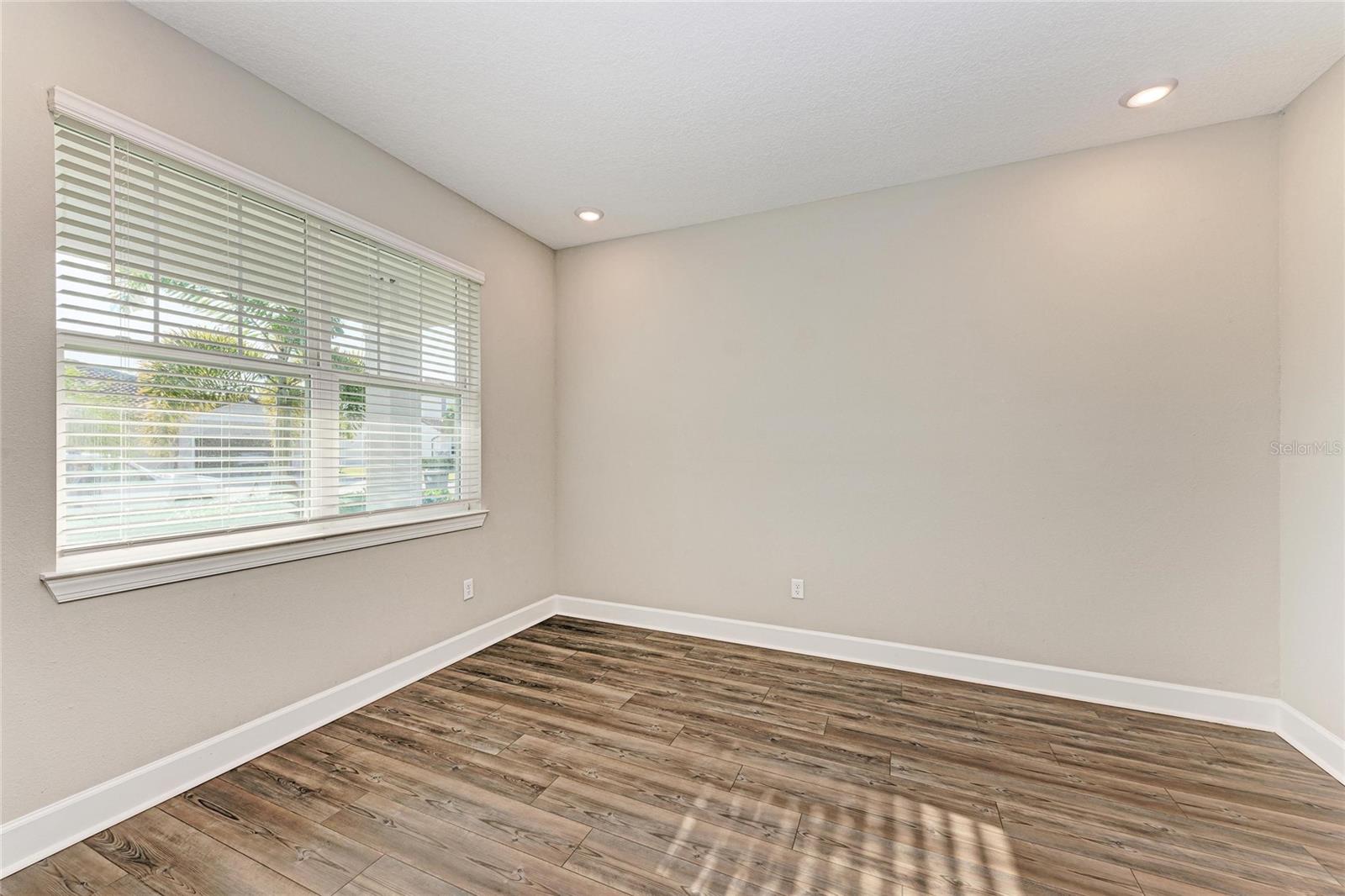 SAVANNA/LAKEWOOD RANCH PH IV - Residential