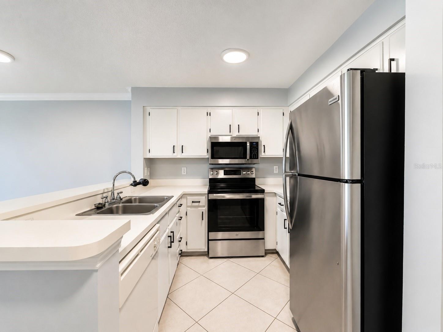 AUDUBON CONDO AT FEATHER SOUND - Residential