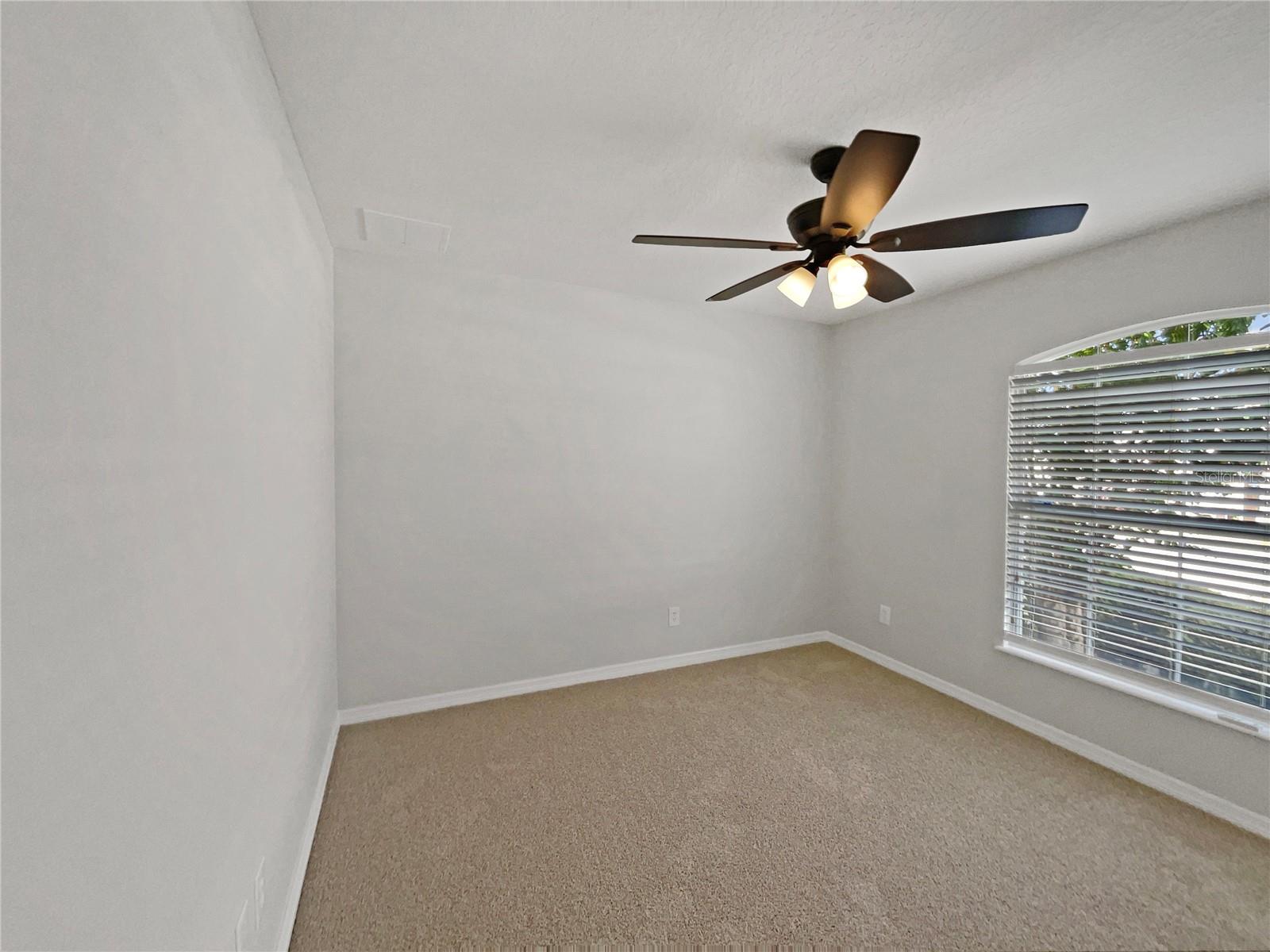 GROVELAND EAGLE POINTE PH 01 - Residential