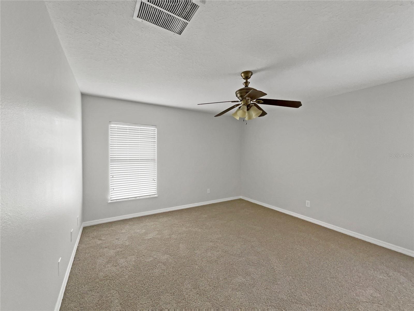 GROVELAND EAGLE POINTE PH 01 - Residential