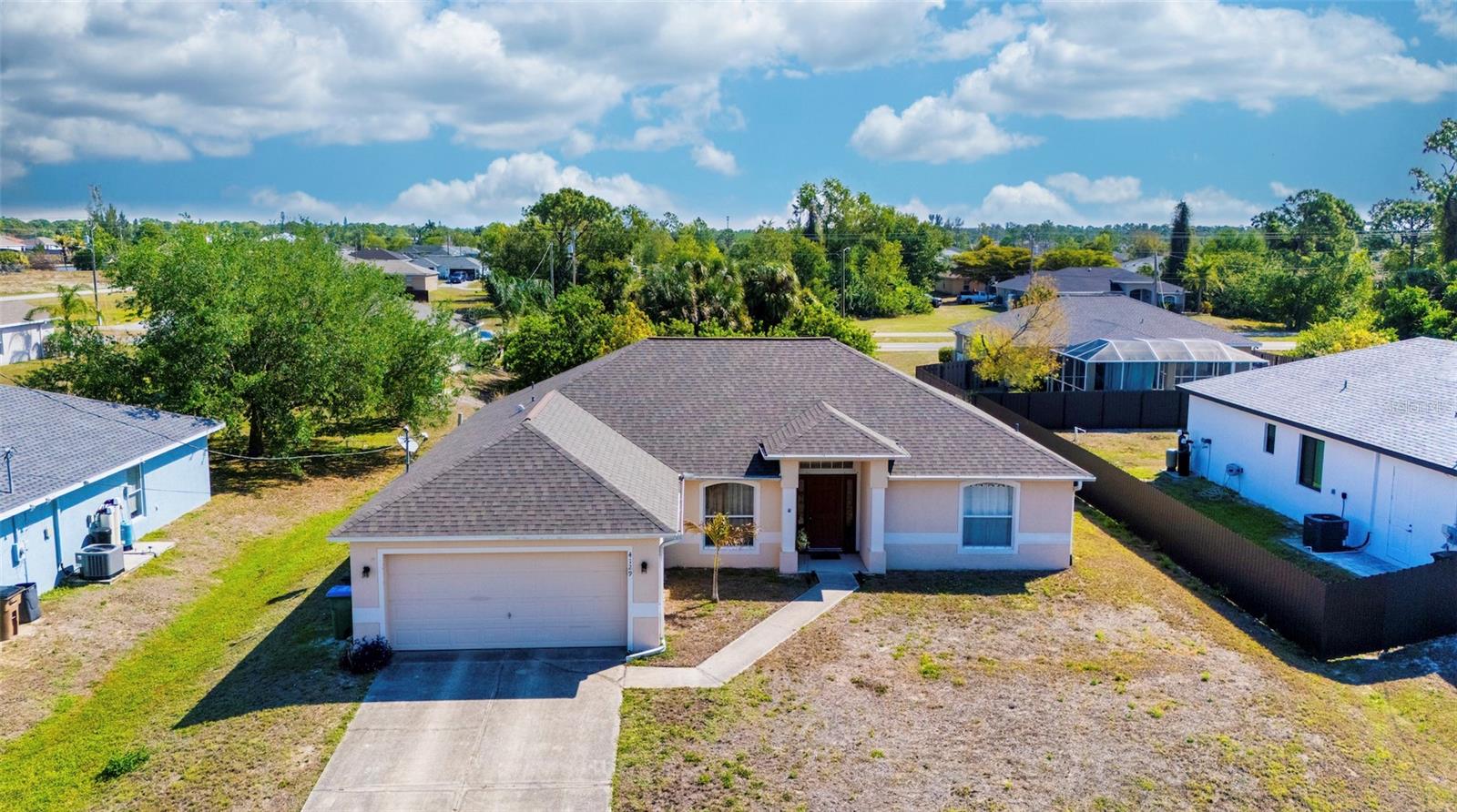 CAPE CORAL - Residential