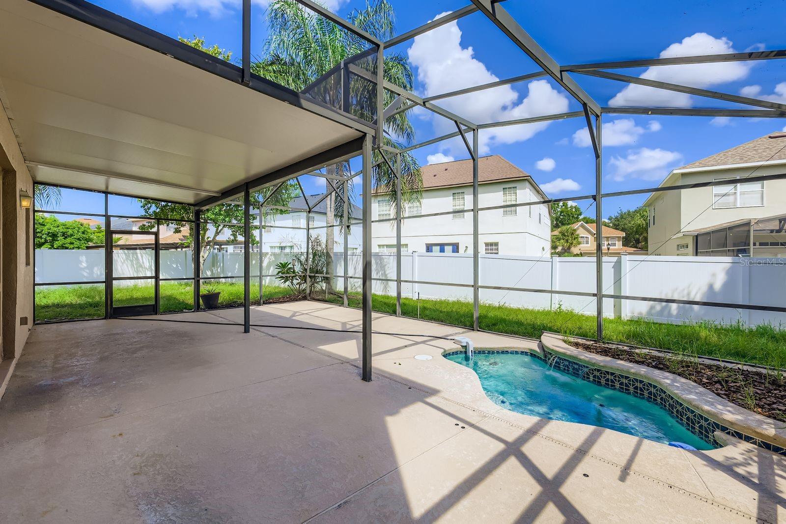 WILLOWS ON LAKE 48 35 - Residential