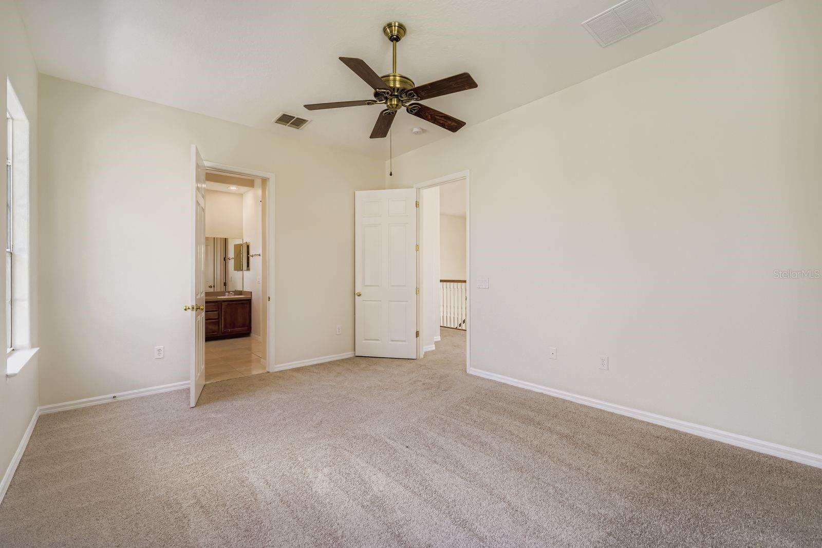 WILLOWS ON LAKE 48 35 - Residential