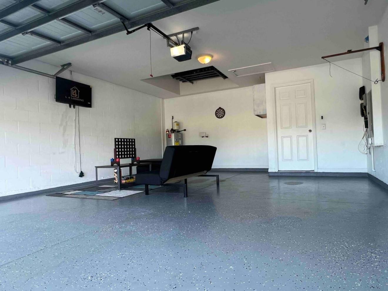 HIGHLAND MDWS PH 2B - Residential Lease