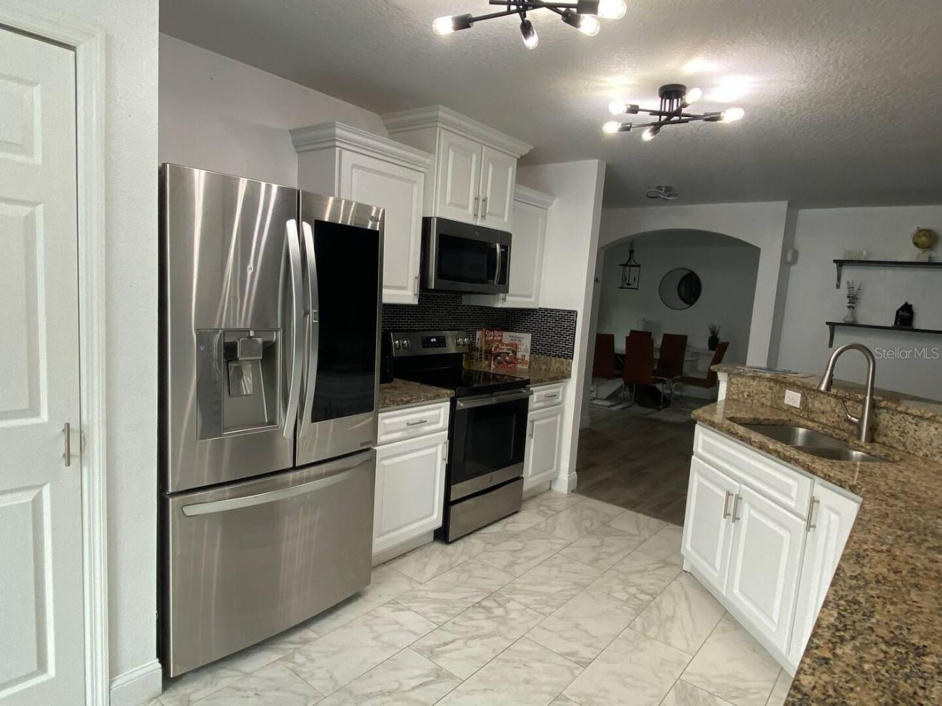 HIGHLAND MDWS PH 2B - Residential Lease