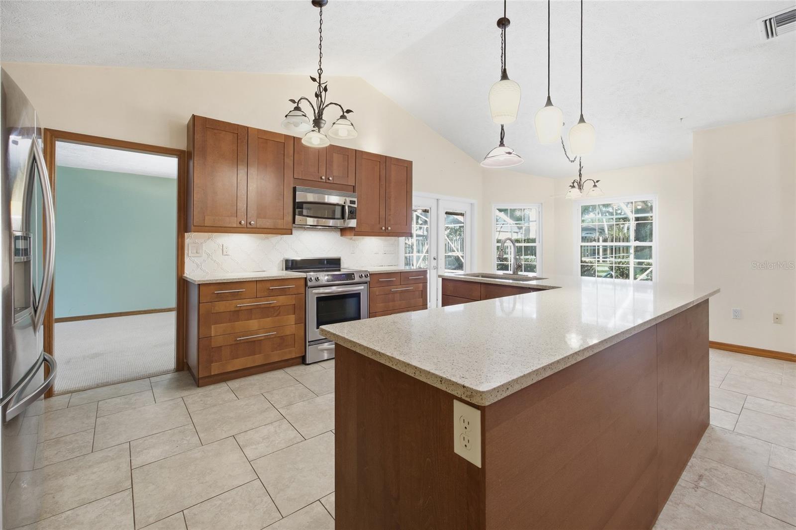 QUAIL HOLLOW - Residential