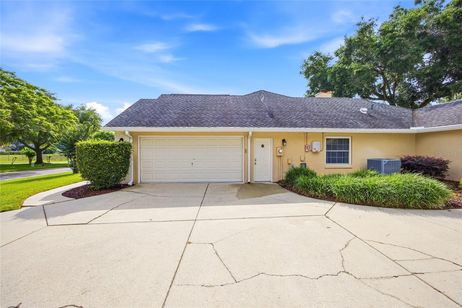 QUAIL HOLLOW - Residential