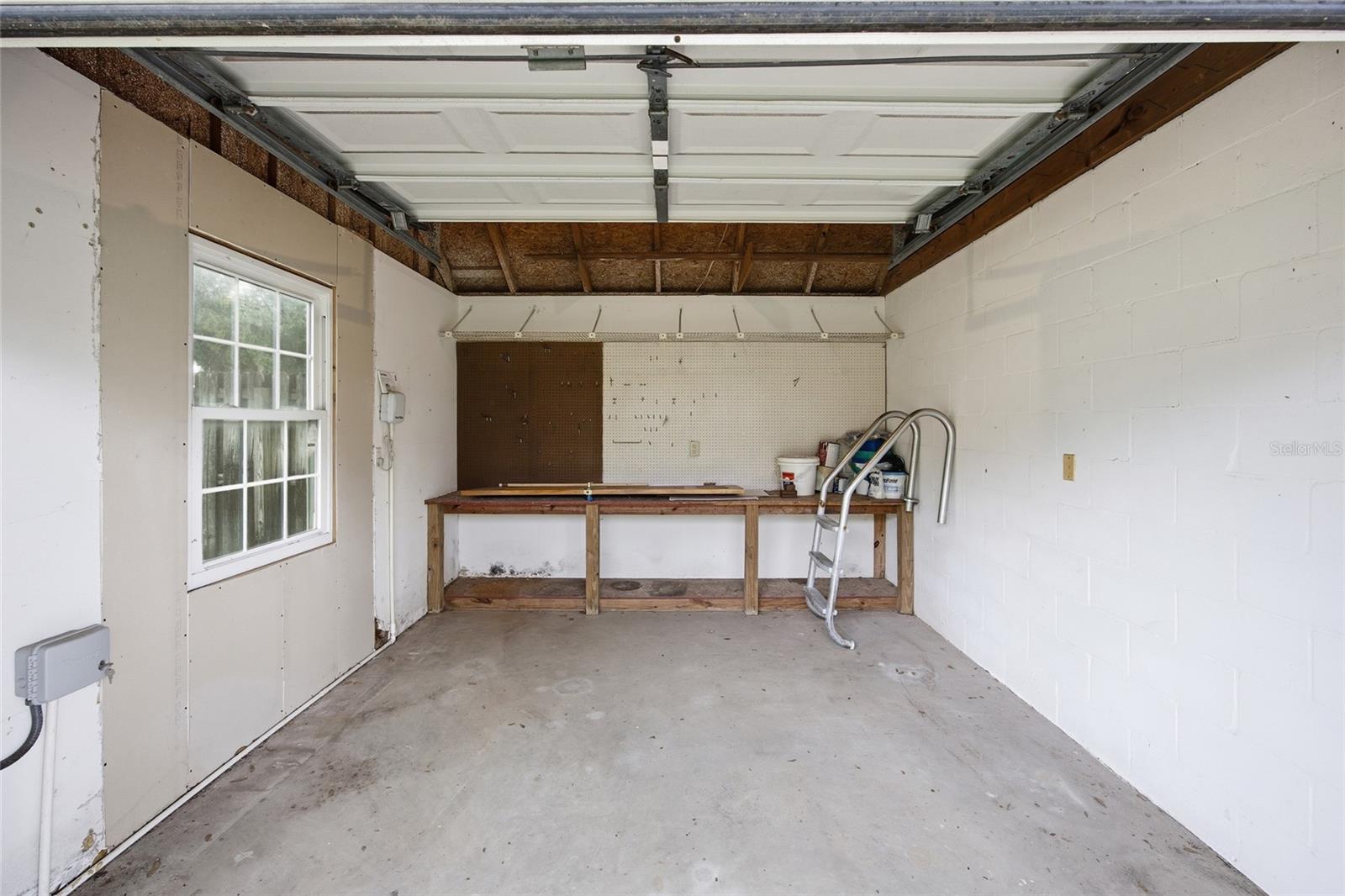 QUAIL HOLLOW - Residential