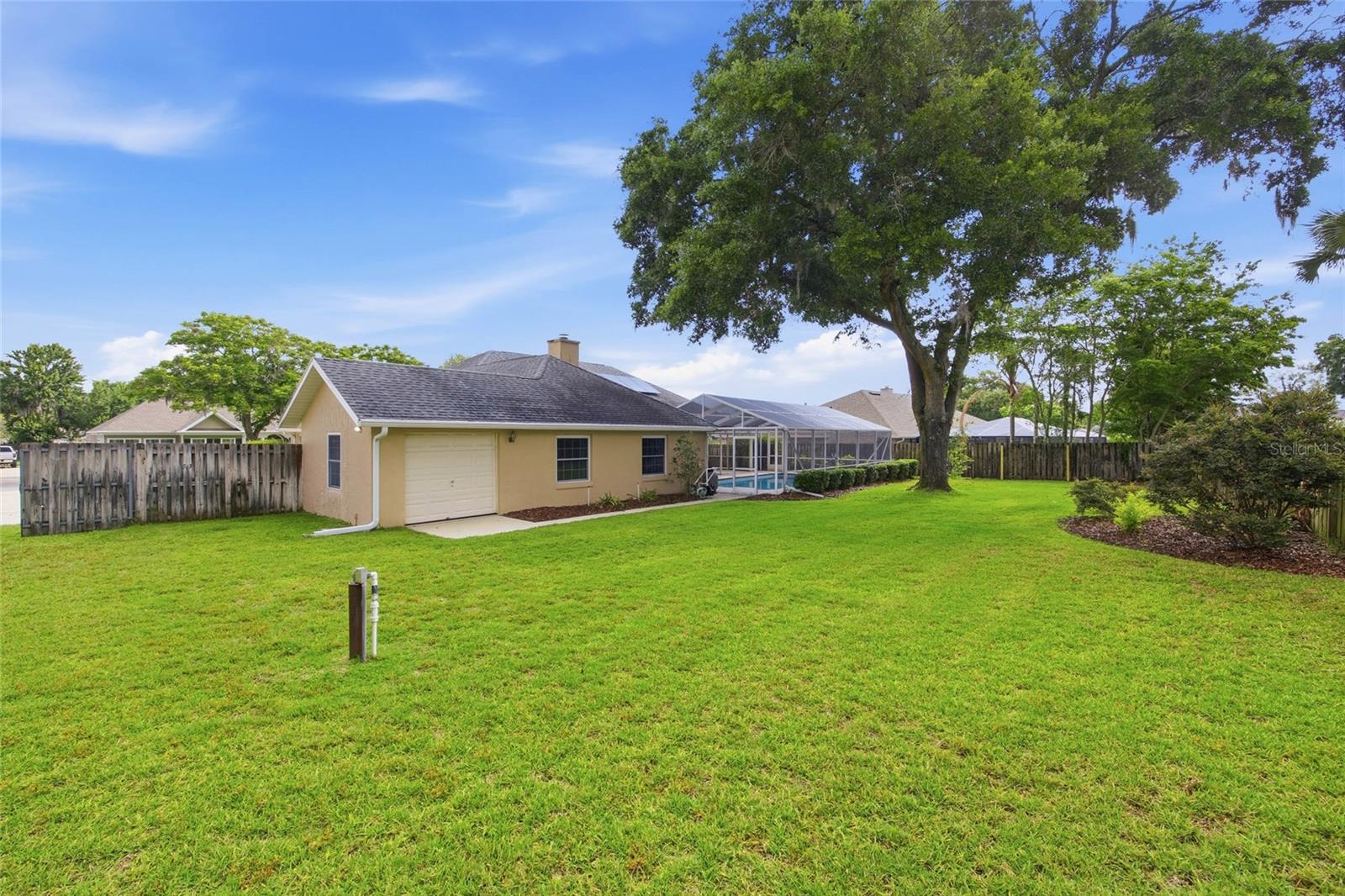 QUAIL HOLLOW - Residential