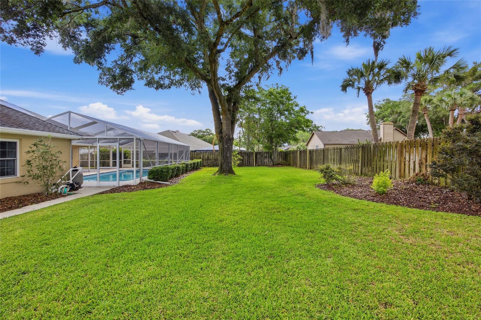 QUAIL HOLLOW - Residential