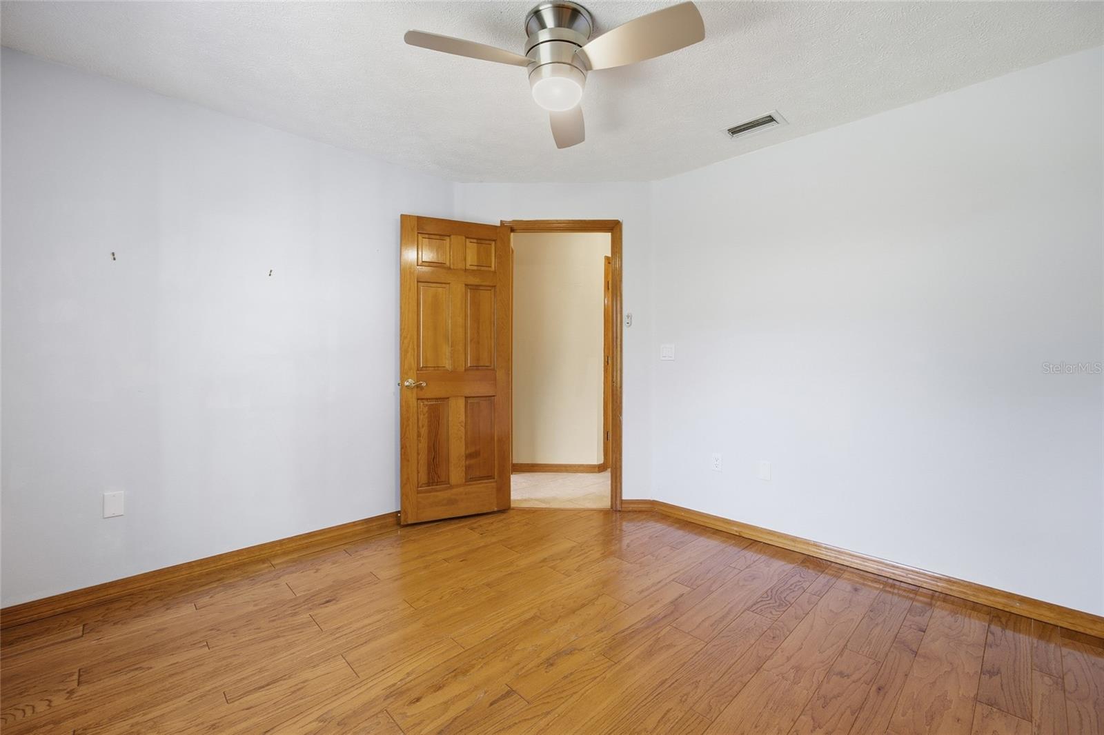 QUAIL HOLLOW - Residential