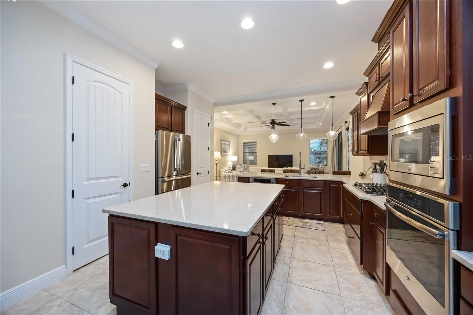 LEGENDS BAY - Residential