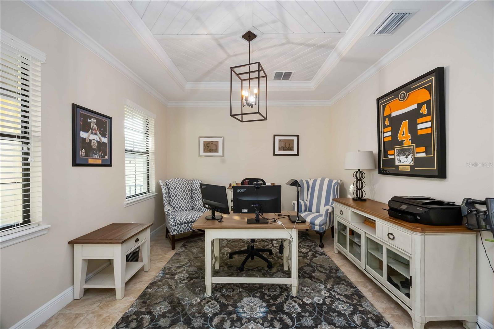 LEGENDS BAY - Residential