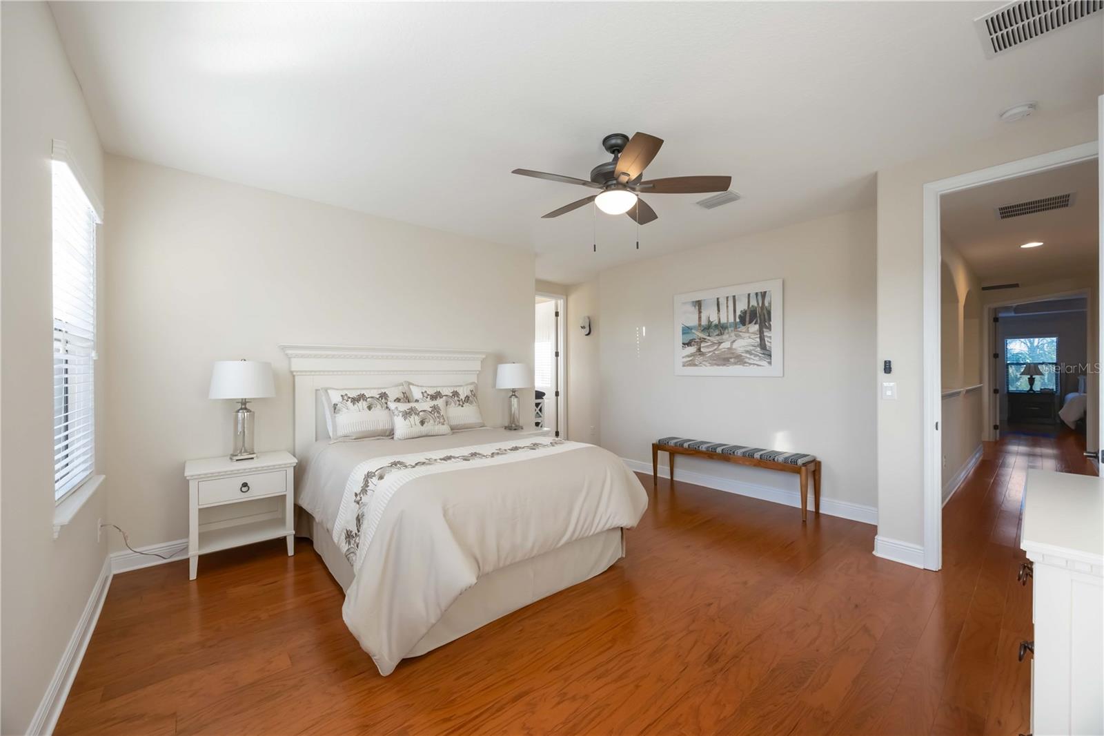 LEGENDS BAY - Residential