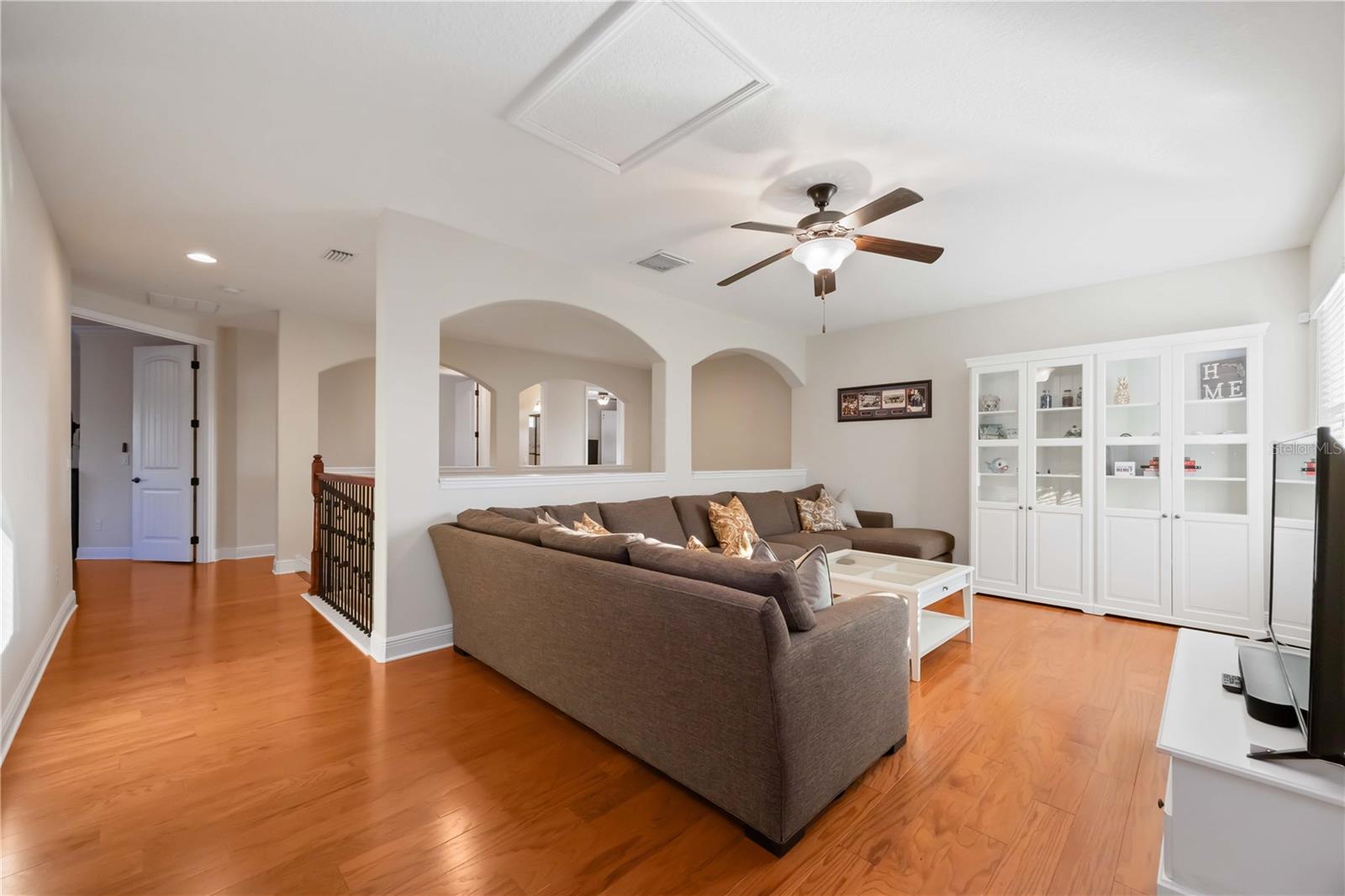 LEGENDS BAY - Residential