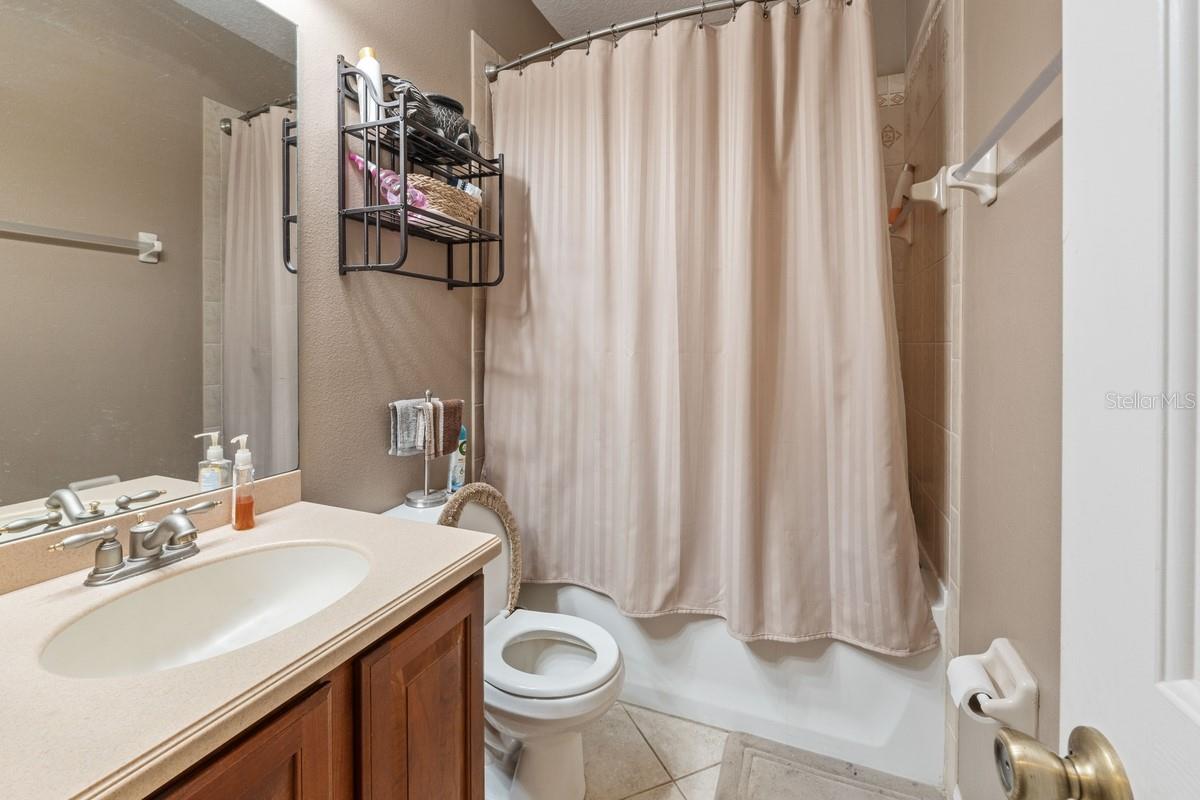 FAIRWAYS AT MT PLYMOUTH PH 01 LT 01 - Residential