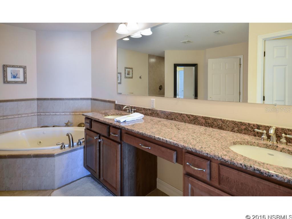 Malibu Condo Per Or - Residential