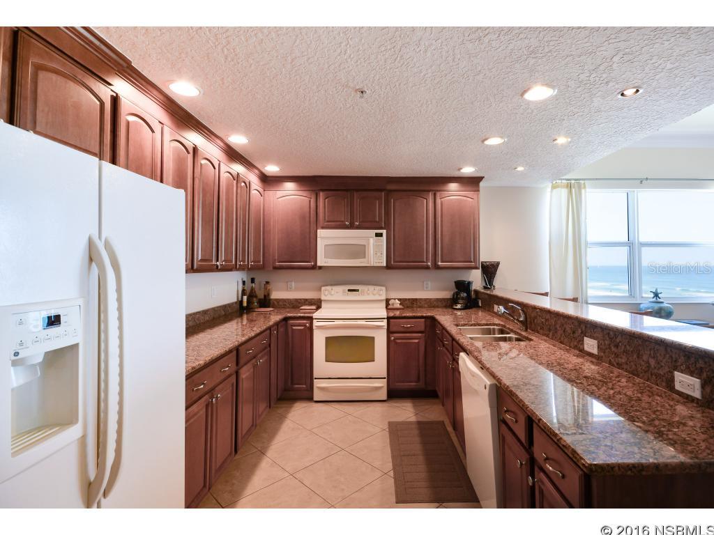 Malibu Condo Per Or - Residential