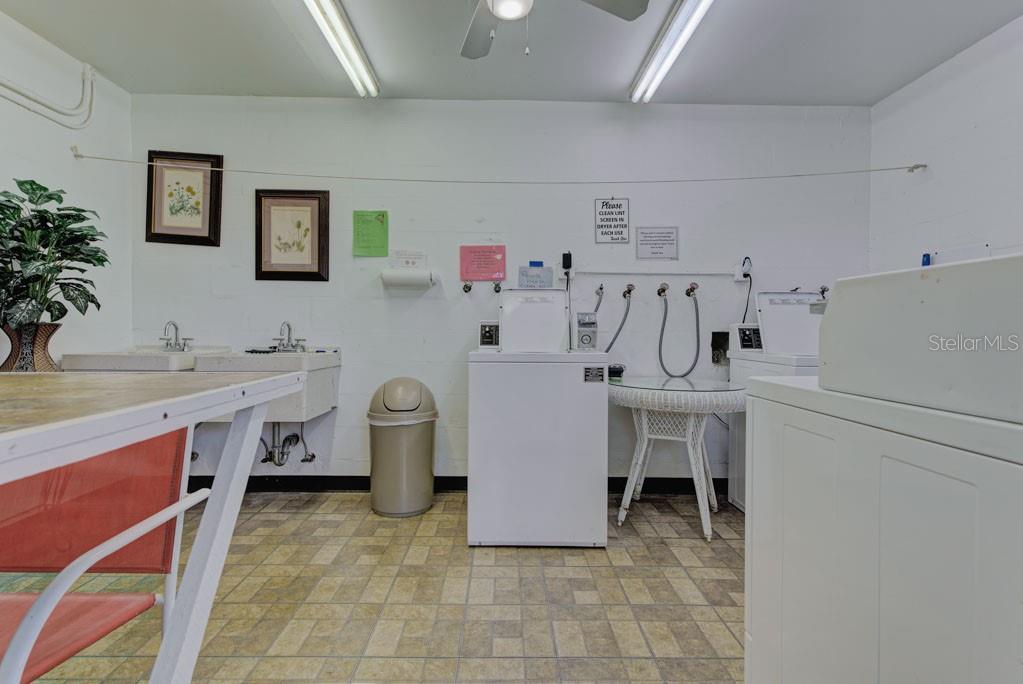 VILLAGE PLAZA SEC 1 - Residential