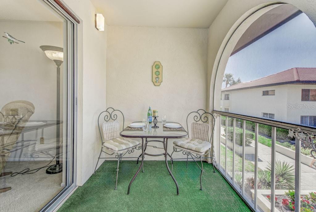 VILLAGE PLAZA SEC 1 - Residential