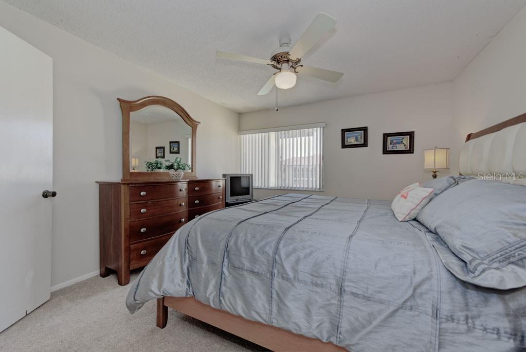 VILLAGE PLAZA SEC 1 - Residential