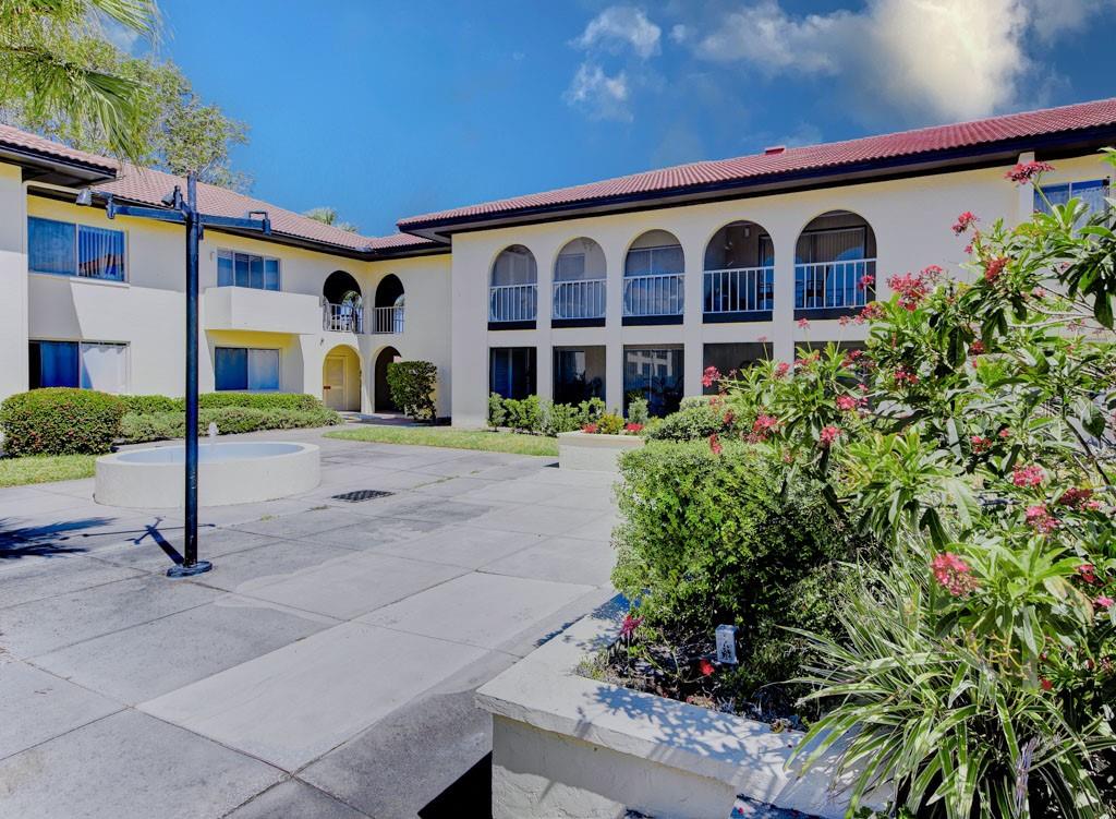 VILLAGE PLAZA SEC 1 - Residential