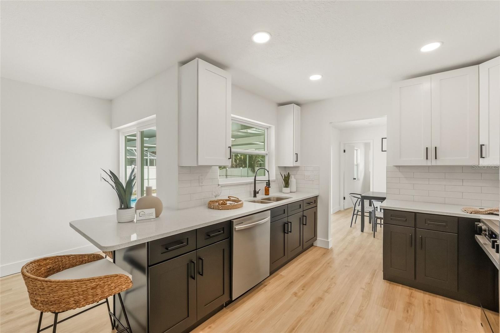 WILSHIRE ESTATES II SECOND SEC - Residential