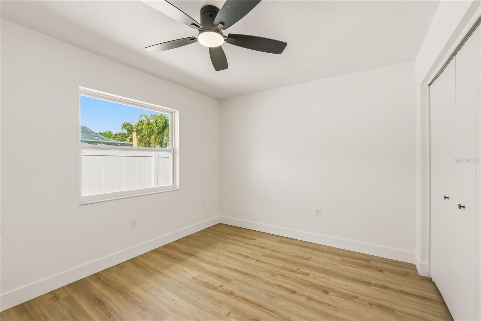 WILSHIRE ESTATES II SECOND SEC - Residential