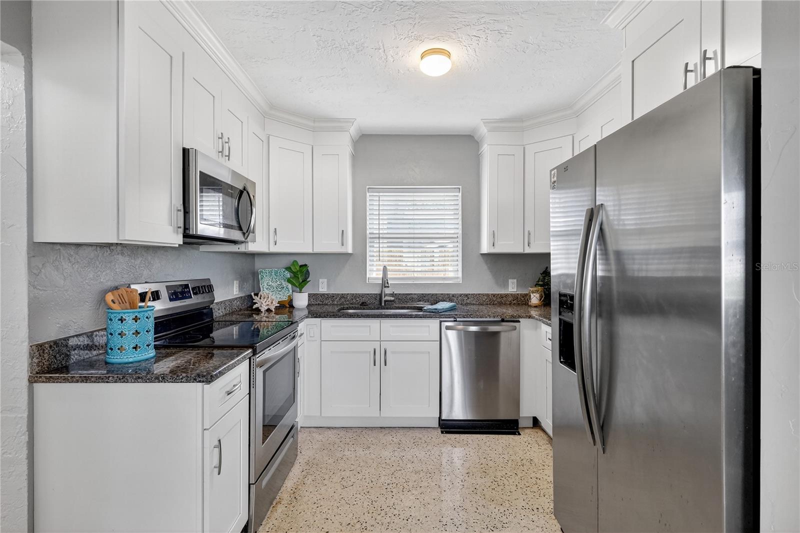 PASADENA HEIGHTS - Residential