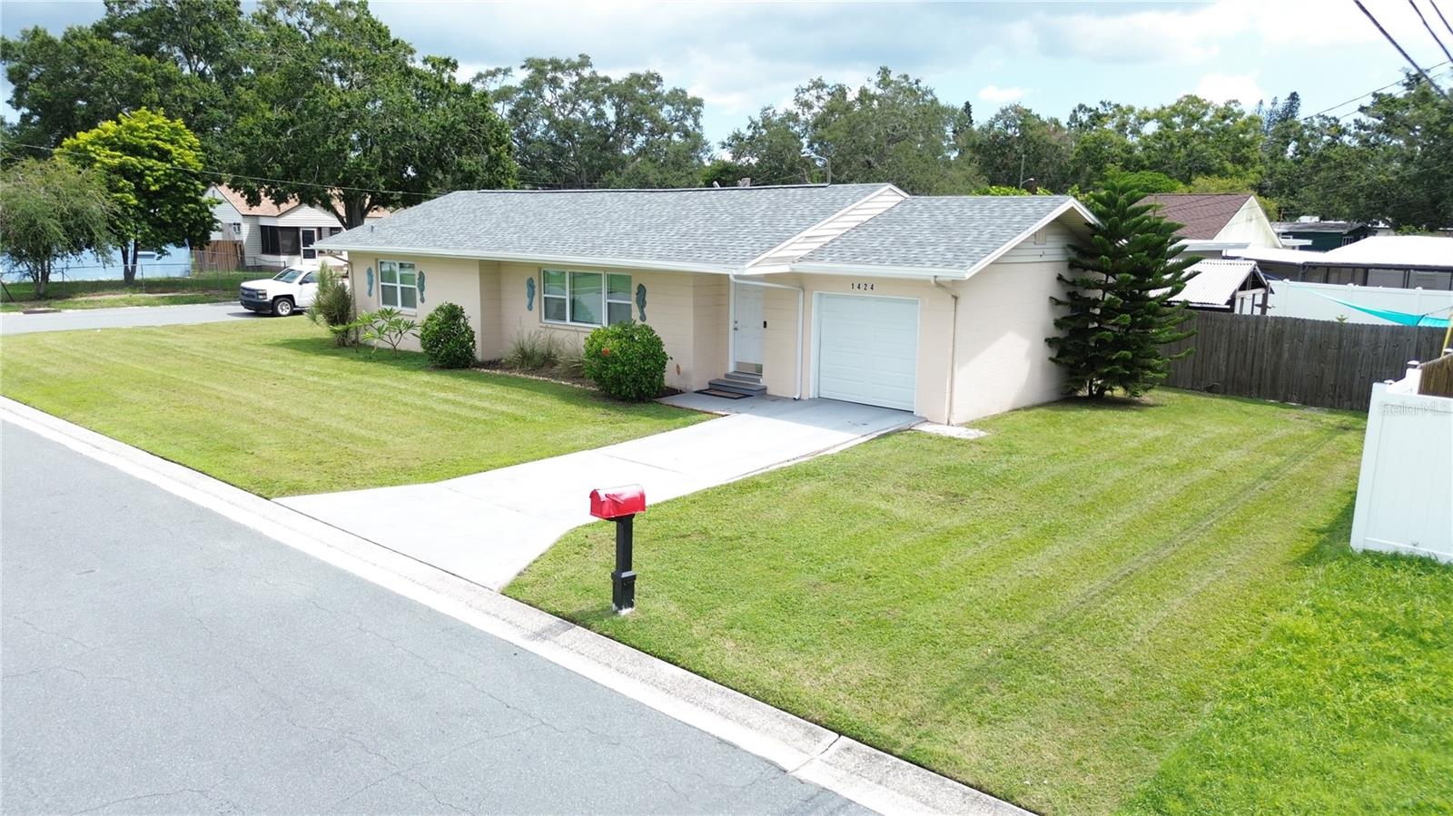 PASADENA HEIGHTS - Residential