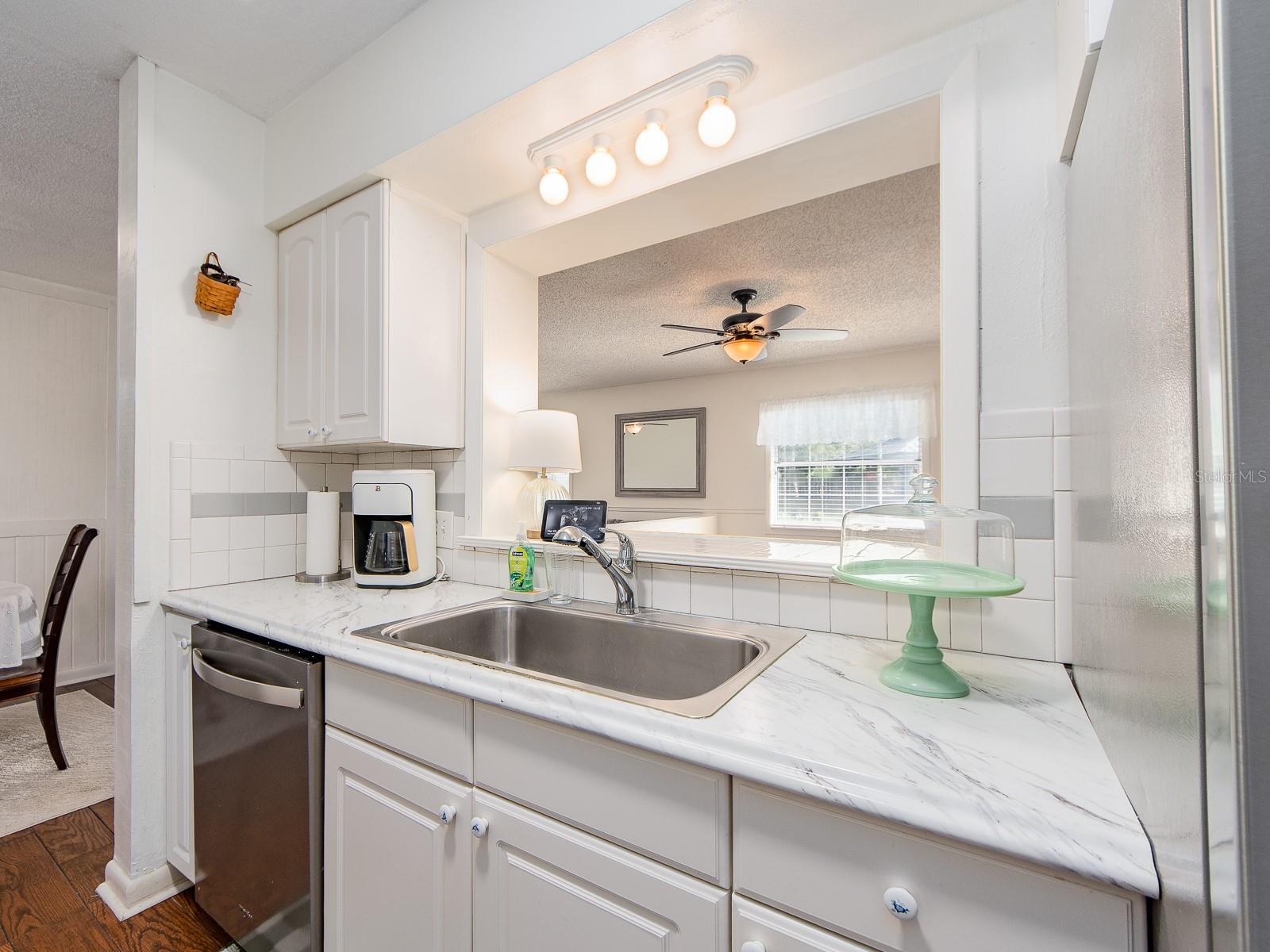 BAY PINES ESTATES - Residential