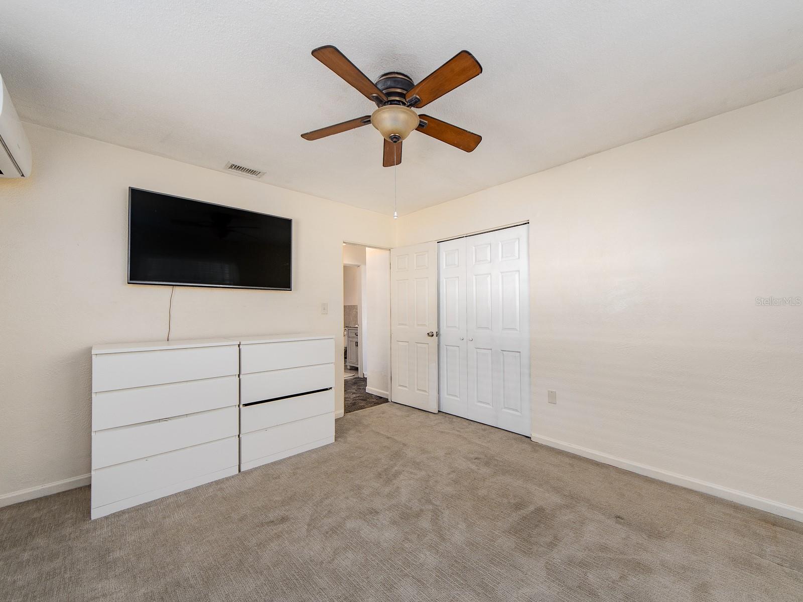 BAY PINES ESTATES - Residential