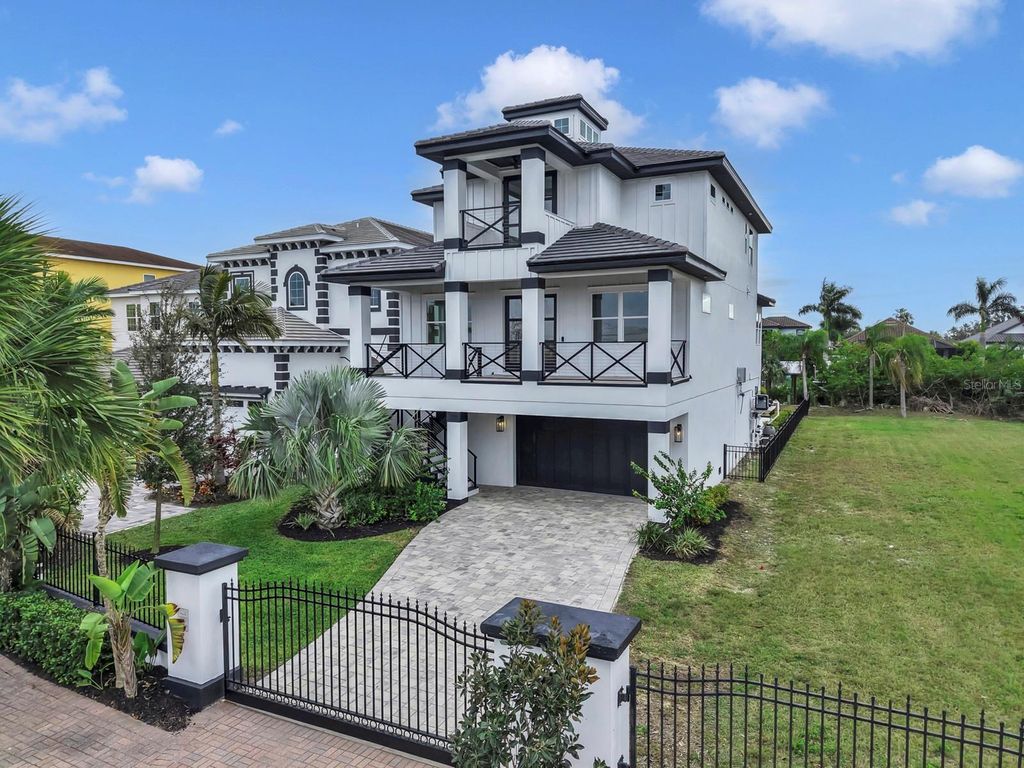 Photo of 536 Estuary Shore Lane, Apollo Beach, FL 33572 (MLS # TB8457323)