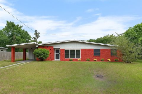 529 NE 12TH COURT GAINESVILLE FL 32601