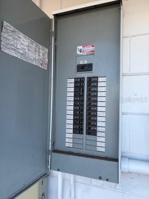 DEL WEBBS SUN CITY FLORIDA UN - Residential