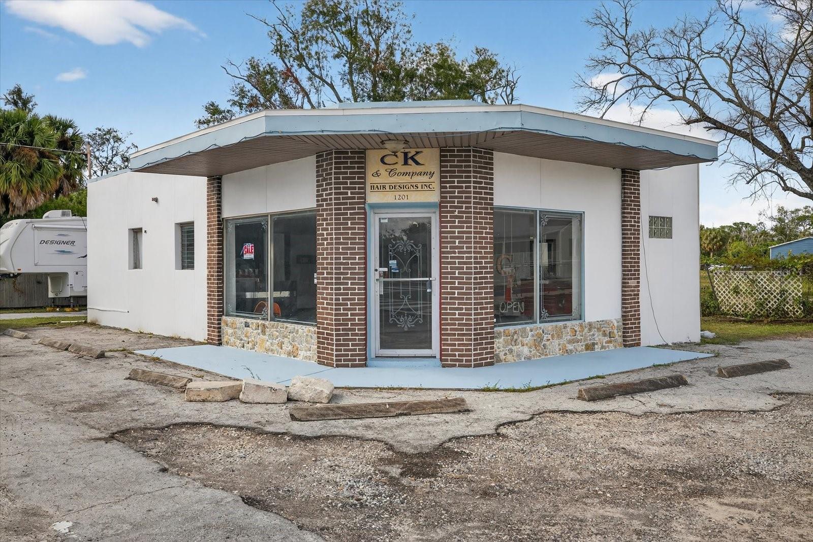 FAIRVIEW - Commercial Sale