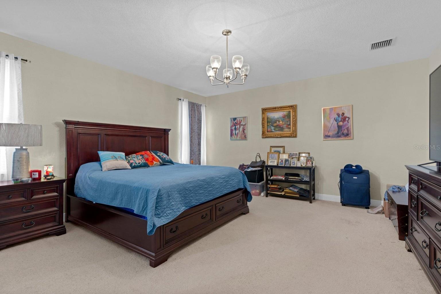 VIZCAYA FALLS 2 - Residential