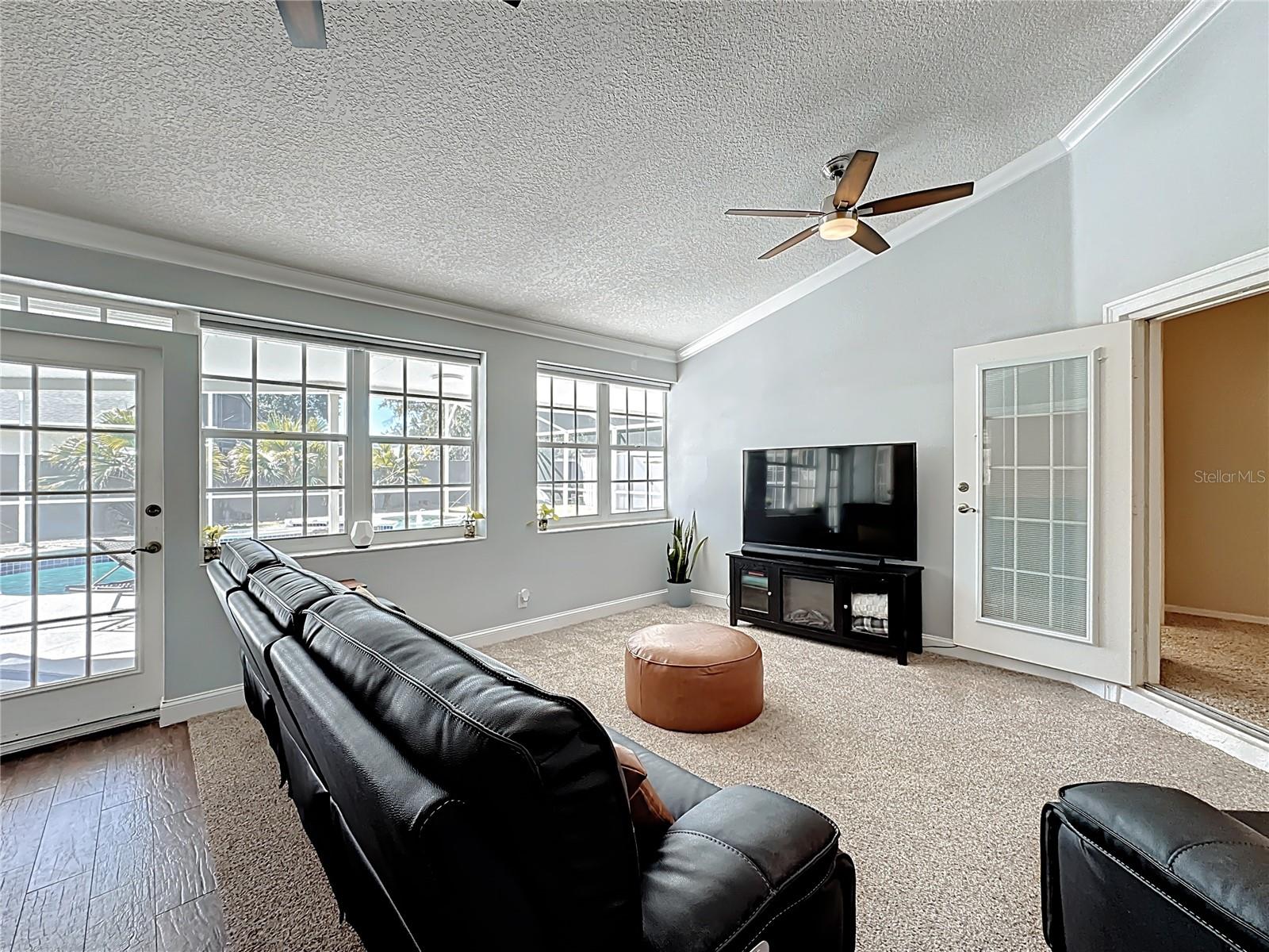 WOOD GLEN PH 02 STRAW RIDGE PD - Residential