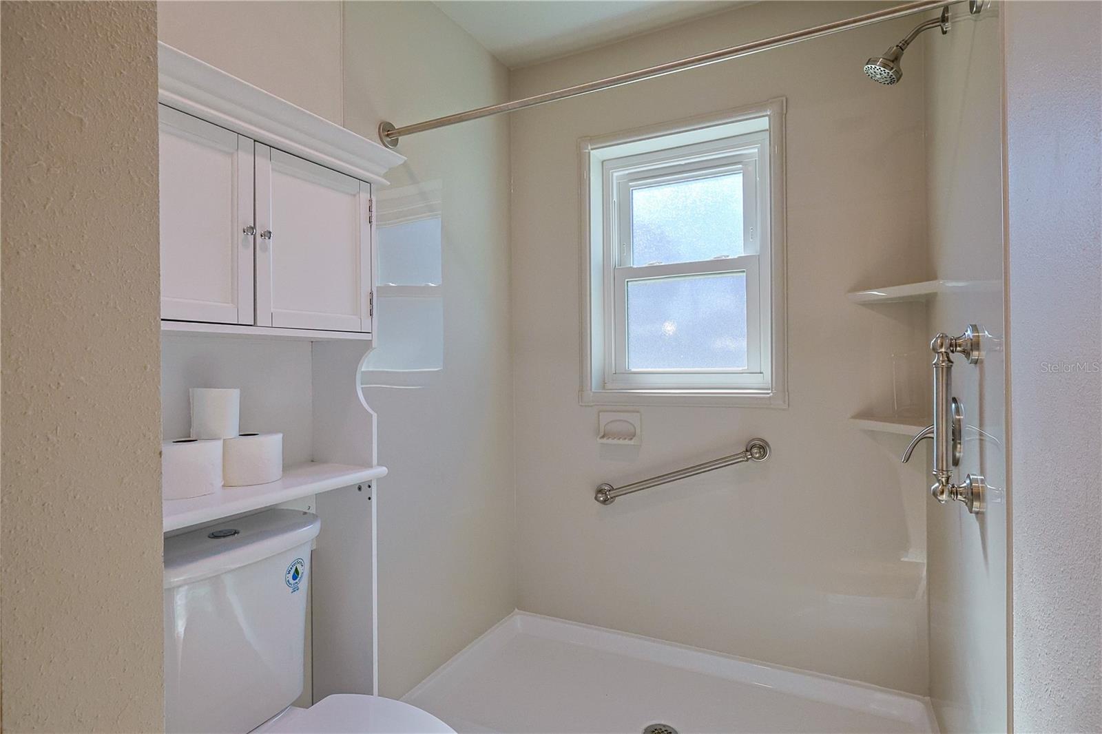 SUNRISE LAKE ESTATES - Residential