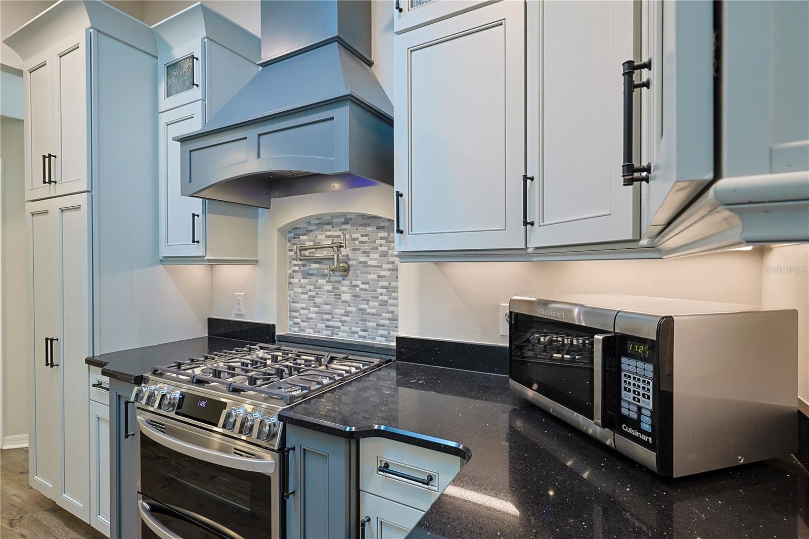 SUNRISE LAKE ESTATES - Residential