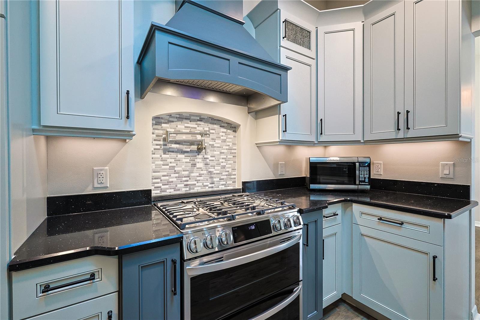 SUNRISE LAKE ESTATES - Residential