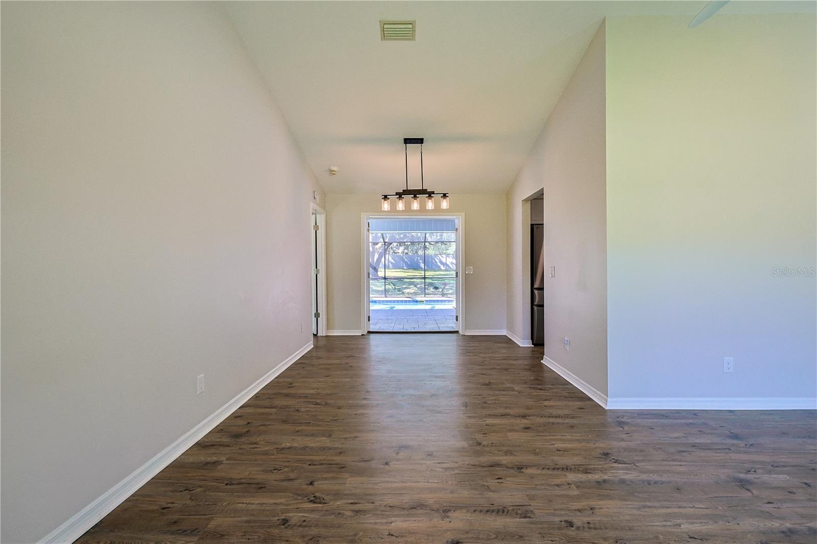 SUNRISE LAKE ESTATES - Residential