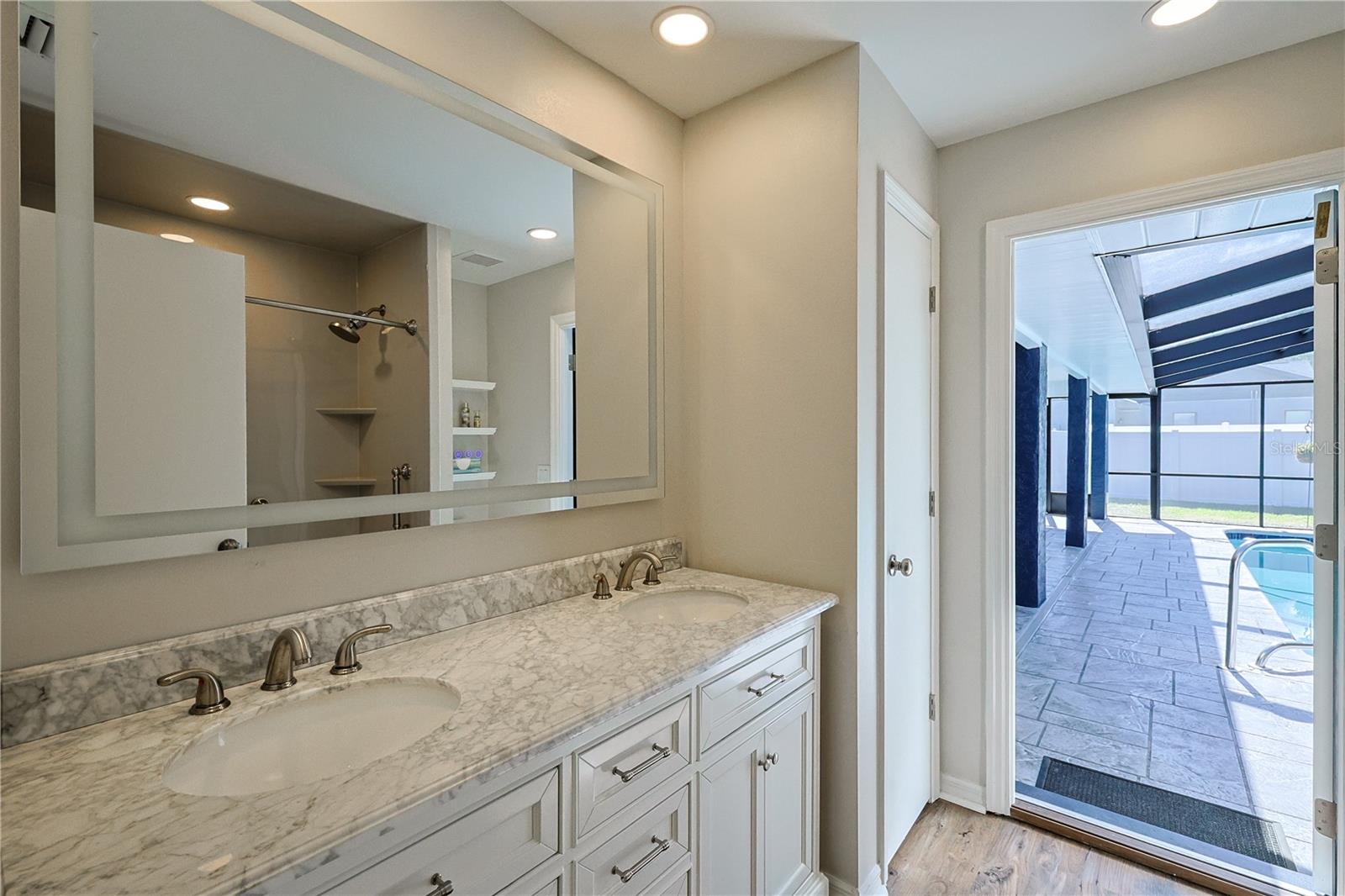 SUNRISE LAKE ESTATES - Residential