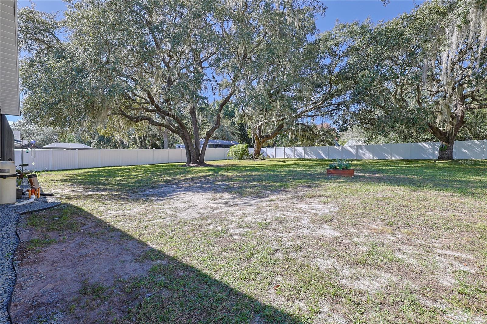 SUNRISE LAKE ESTATES - Residential