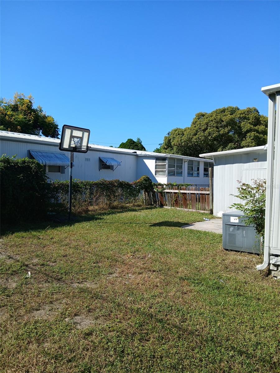 SUNSHINE PARK - Residential