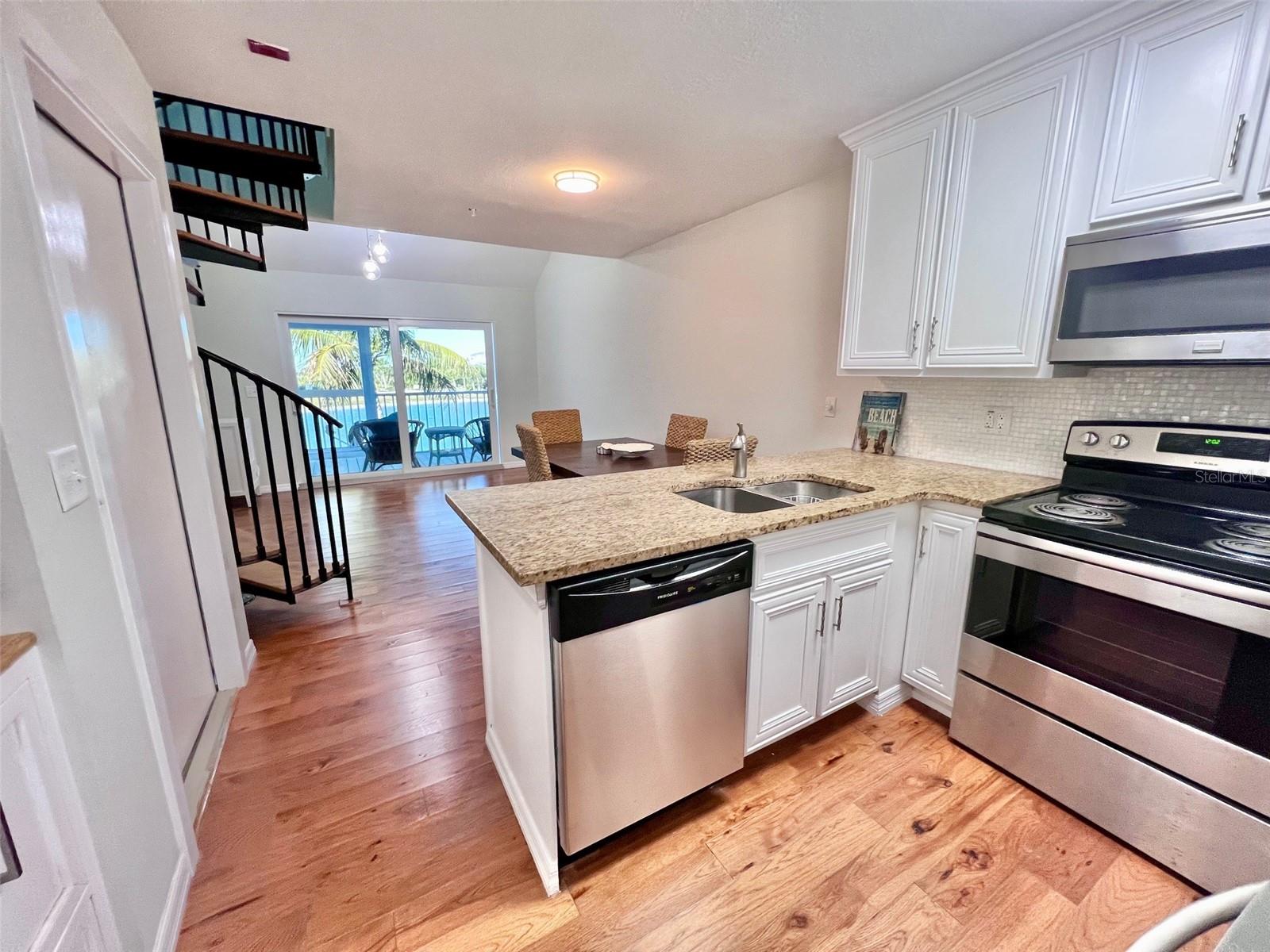 HIDEAWAY BAY BEACH CLUB PH 05 - Residential