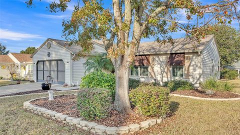 A home in LAKELAND